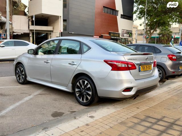 ניסאן סנטרה