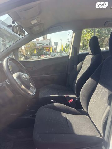 טויוטה ורסו-S