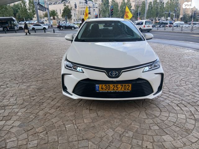 טויוטה קורולה