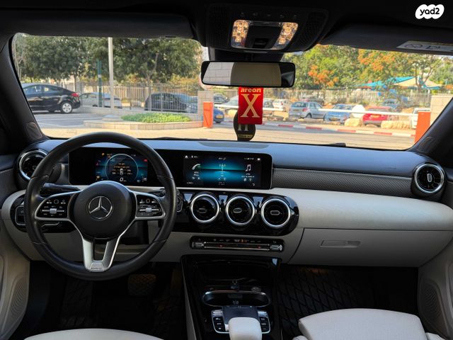 מרצדס-בנץ A-class