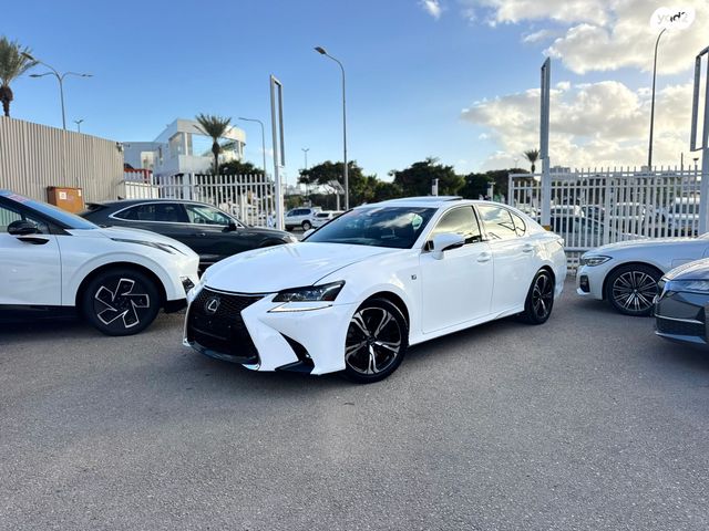 מודעת רכב לקסוס GS