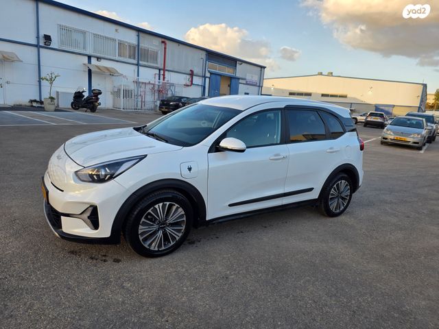 קיה נירו פלוס