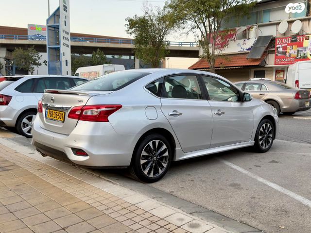 ניסאן סנטרה