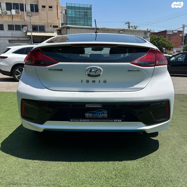 יונדאי איוניק