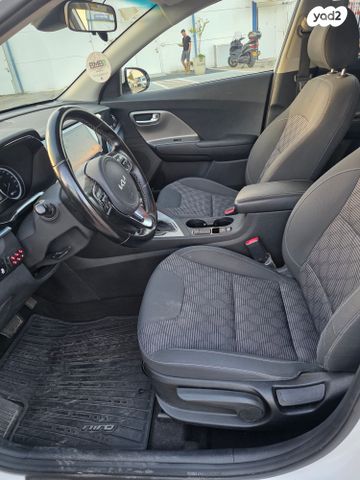 קיה נירו פלוס