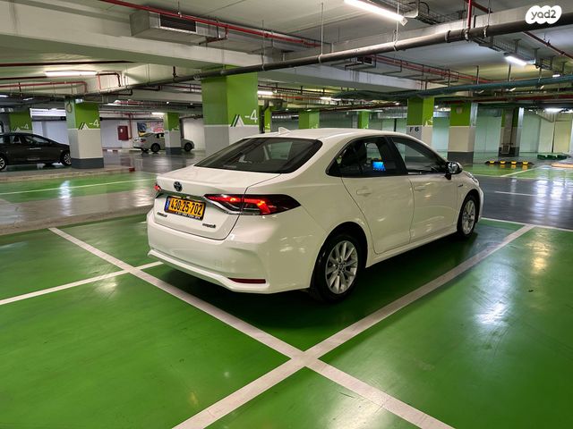 מודעת רכב טויוטה קורולה 2