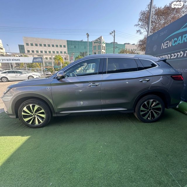 בי.ווי.די סיל U