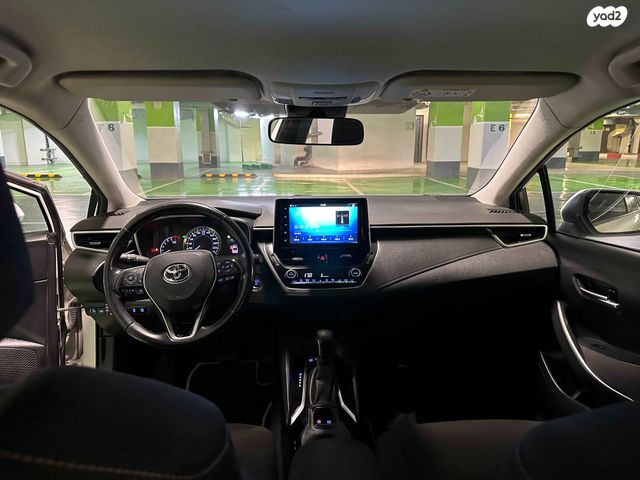 טויוטה קורולה