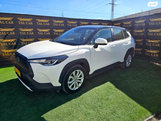 טויוטה קורולה קרוס