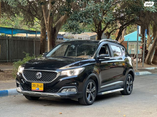 מודעת רכב אם ג'י ZS