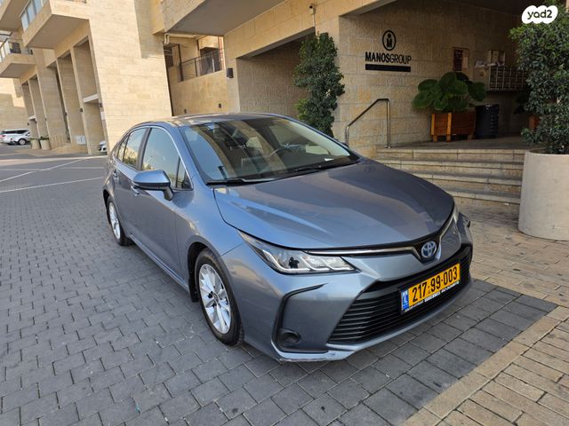טויוטה קורולה