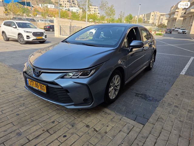 מודעת רכב טויוטה קורולה