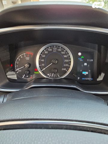 טויוטה קורולה