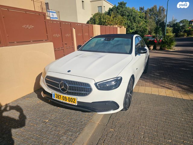 מודעת רכב מרצדס-בנץ E-class