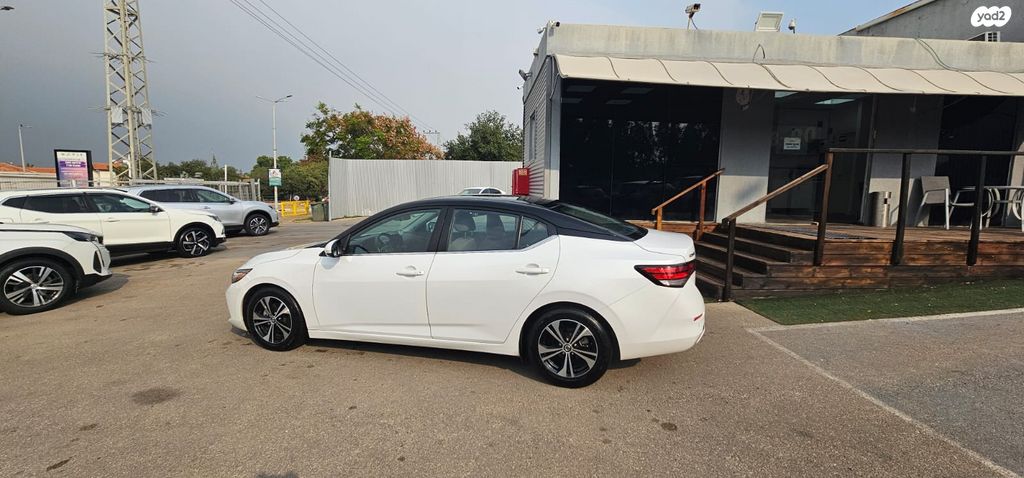 ניסאן סנטרה