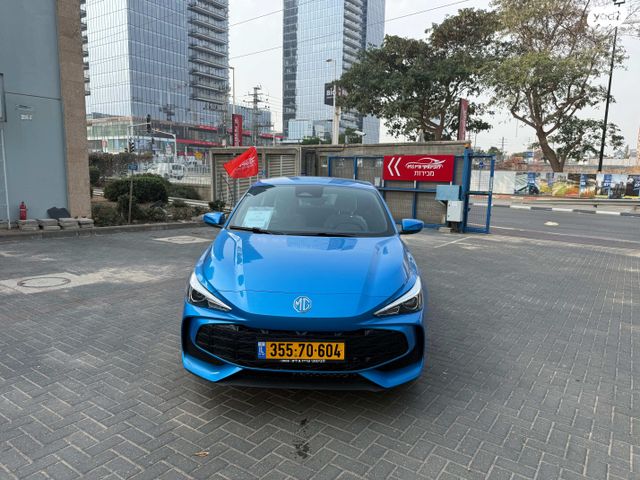 מודעת רכב אם ג'י MG3