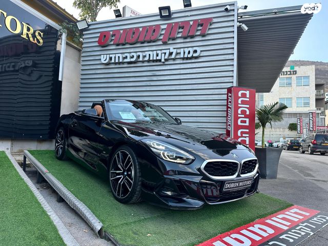 ב מ וו Z4