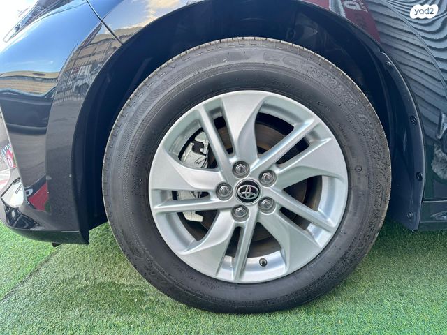 טויוטה יאריס