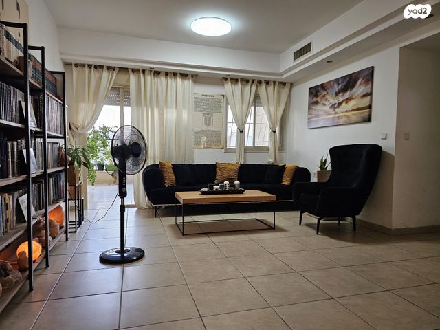 דירה, יוני נתניהו 14, רמת הדר, גבעת שמואל