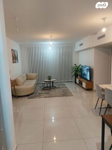 האישה העברייה 4