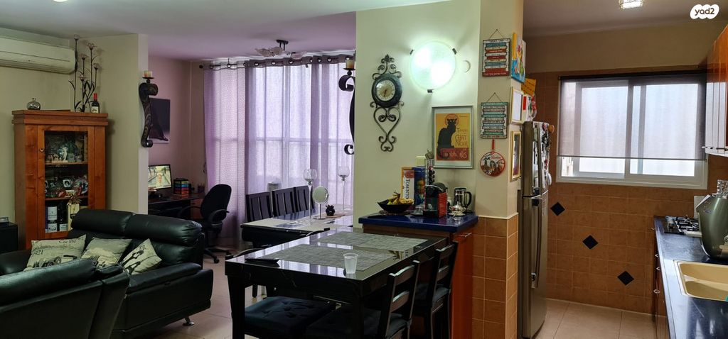 דירה, ישראל בן ציון 8, דרום מערב ותיק, בת ים