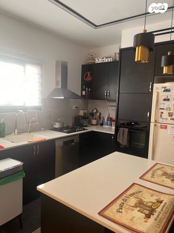 דירה, רח 7014 39, שאר העיר, נצרת