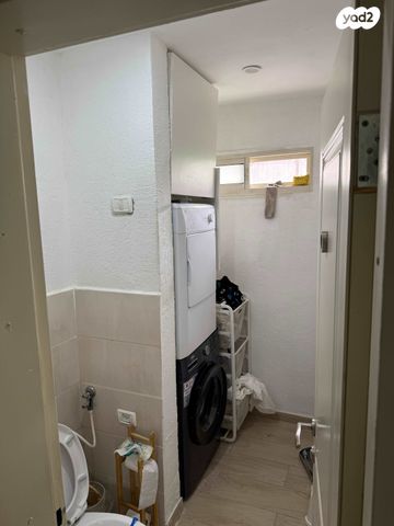 דירת גן, התבור 9, יצחק רבין, צפת