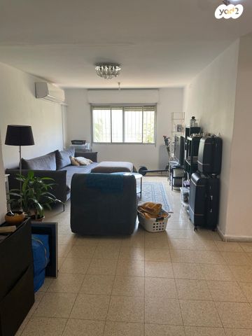 דירה, מנדלי מוכר ספרים 8, קרית נורדאו, נתניה