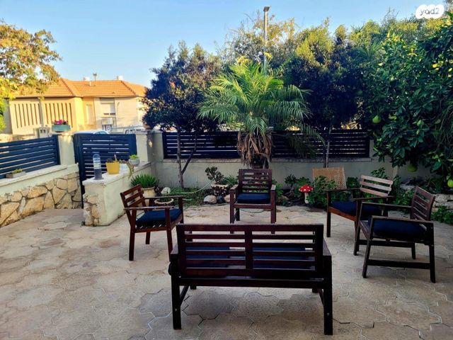 דו משפחתי, חברון 3, רובע ד', אריאל