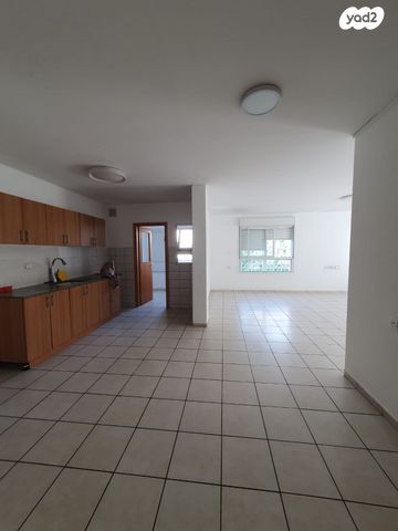 דירה, נחשול 5, קרית מנחם בגין, רמלה