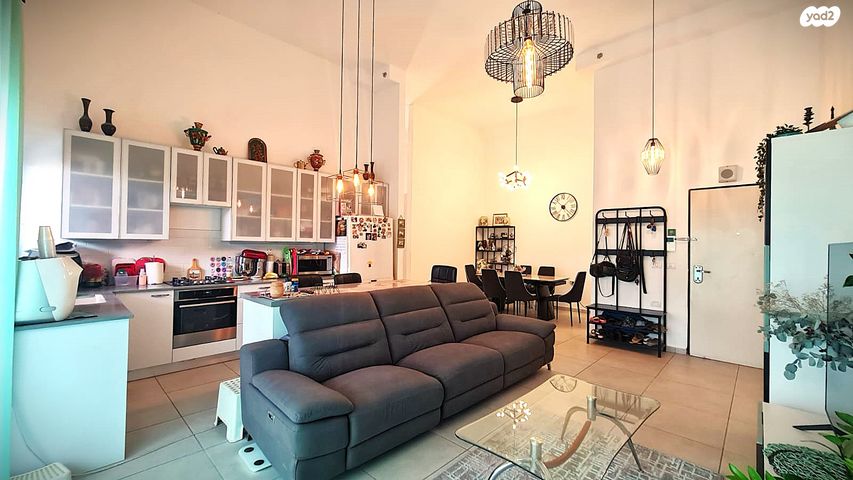 דירת גן, דליה רביקוביץ' 7, פסגות אפק, ראש העין