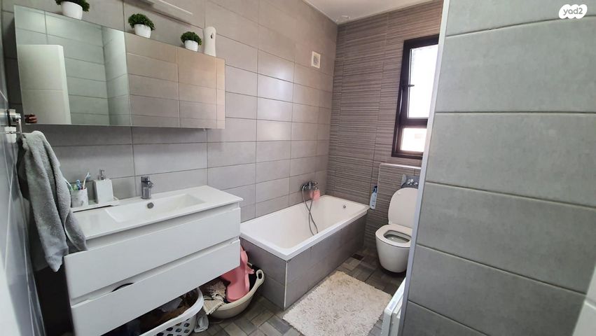 דירה, הכינור 9, שאר העיר, גבעת זאב