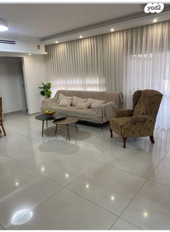 שדרות תל חי 17