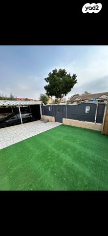 בית פרטי/ קוטג', לישנסקי 12, נווה מנחם, באר שבע