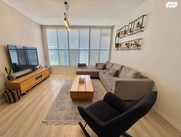 דירה, ישראל עוקשי 5, גבעתי, רחובות