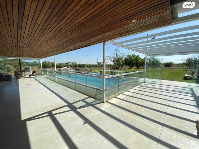 משק חקלאי/ נחלה, התאנה 14, צפריה