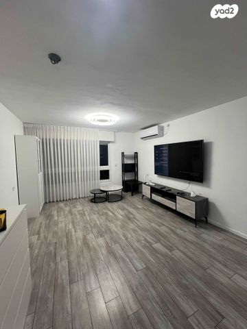 דירה, חסידי אומות העולם 26, רמת אלון, חיפה