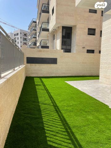 דירת גן, שמעון פרס 30, מורשת, מודיעין מכבים רעות