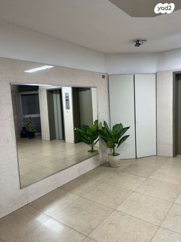 דירה, שדרות יד לבנים 23, יד אליהו, תל אביב יפו