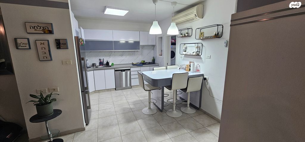 דירה, שדרות יוהנה ז'בוטינסקי 60, נווה זאב, נאות אילן, באר שבע