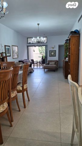 דירה, חיים וייסבורג 6, ג' / מרכז מזרח העיר, רחובות