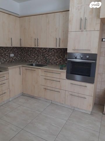 דירה, בורוכוב 41, קרית היובל, ירושלים