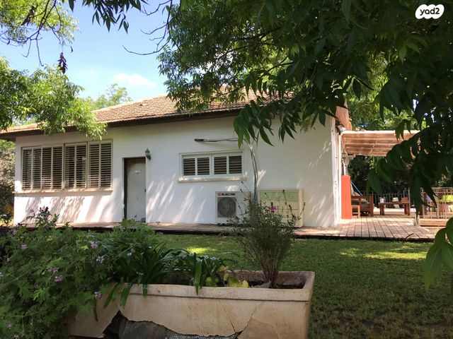 בית פרטי/ קוטג', התאנה 14, צפריה