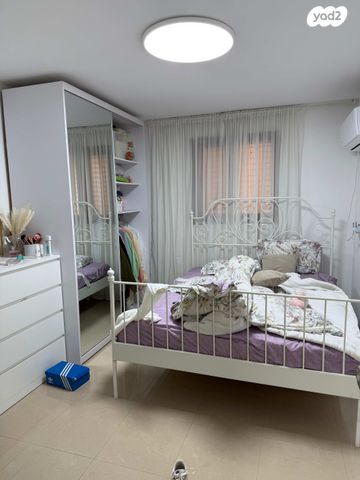 דירת גן, התבור 9, יצחק רבין, צפת