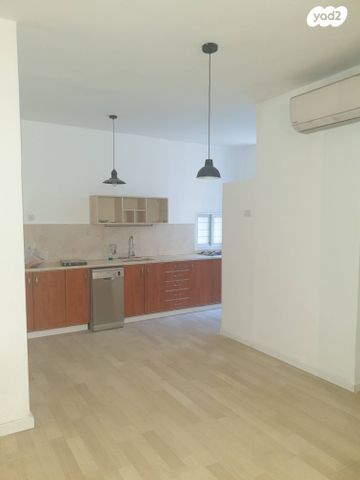 דירה, הרא"ה 70, שכונת הלל, רמת גן