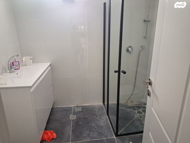 דירה, משה שרת 21, קרית שרת מזרח, חולון