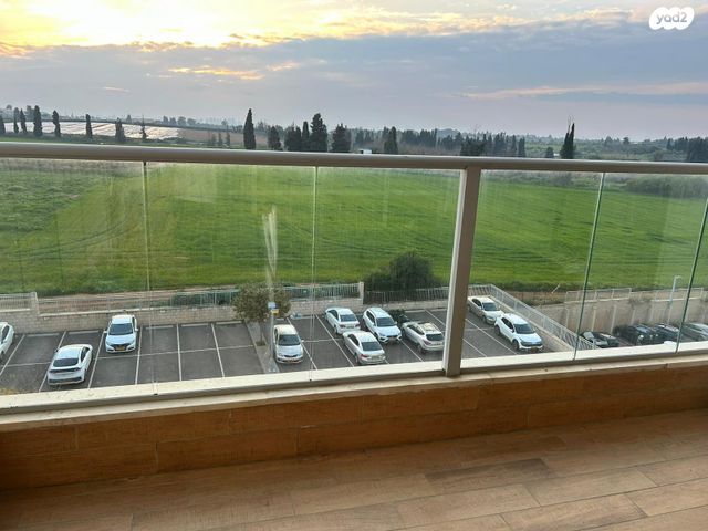 דירה, שדרות יצחק רבין 16, רמת אמיר, קדימה צורן