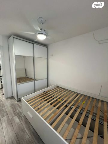 דירה, חסידי אומות העולם 26, רמת אלון, חיפה