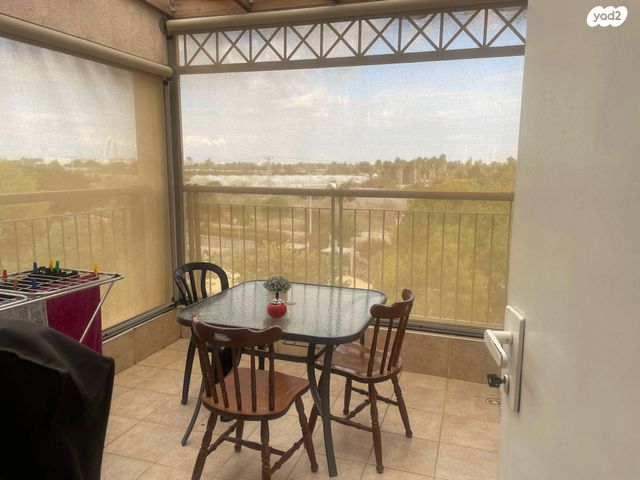 דירה, אהרון חג'ג' 34, נאות בן גוריון, יבנה