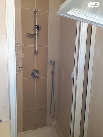 דירה, בורוכוב 41, קרית היובל, ירושלים